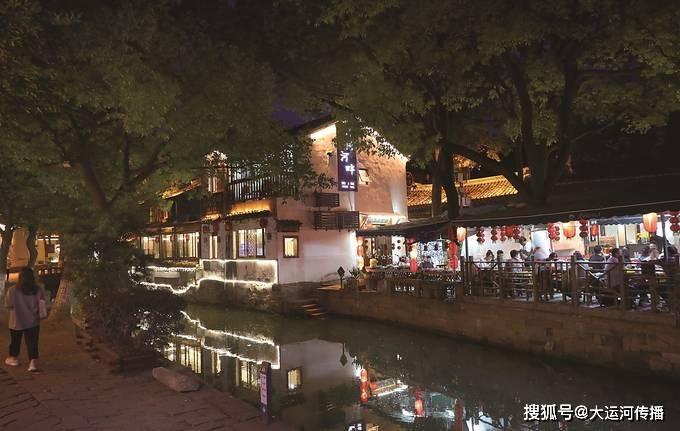 内房股早盘多数上扬 中梁控股上涨5%越秀地产涨近2%